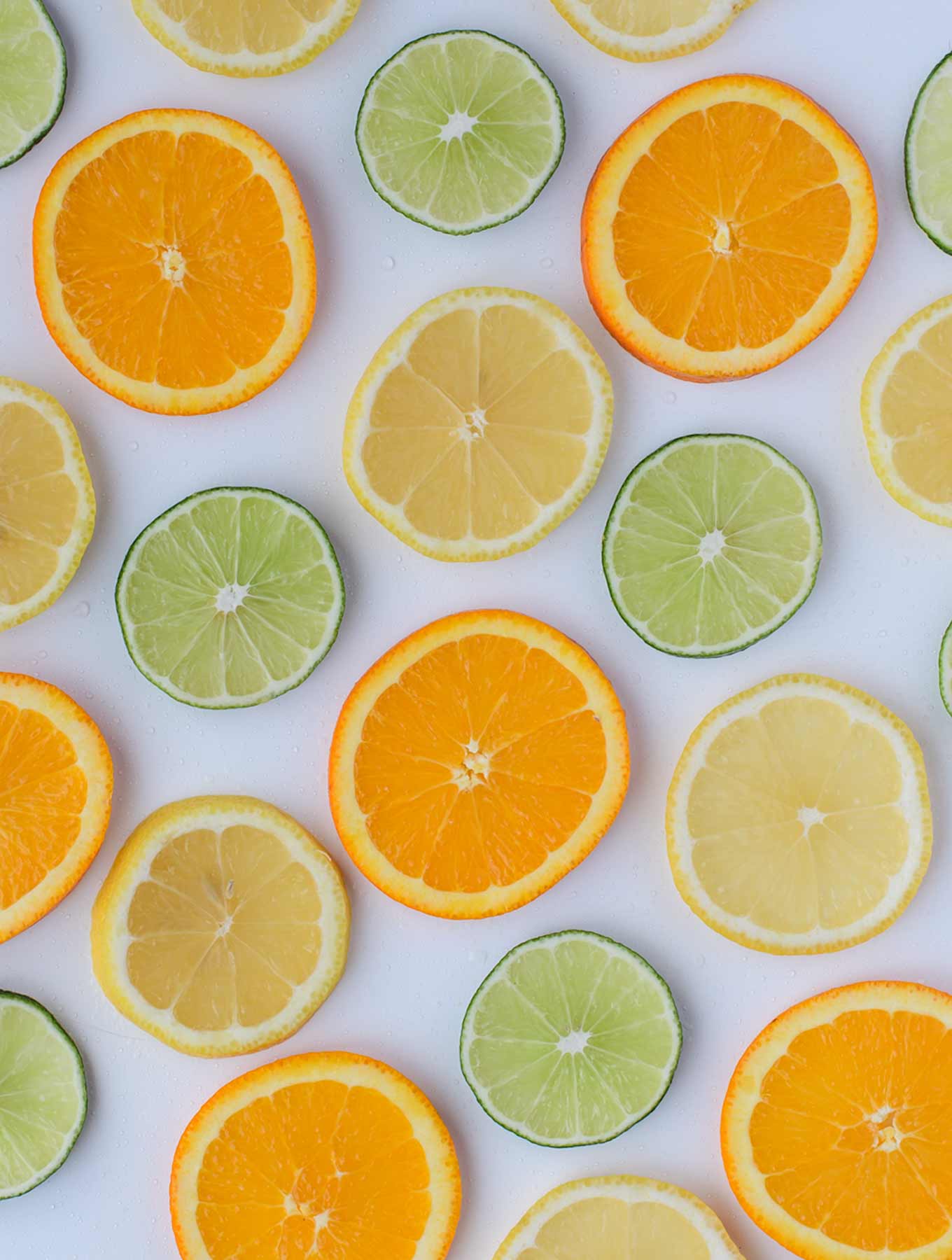 Slices of citrus fruit