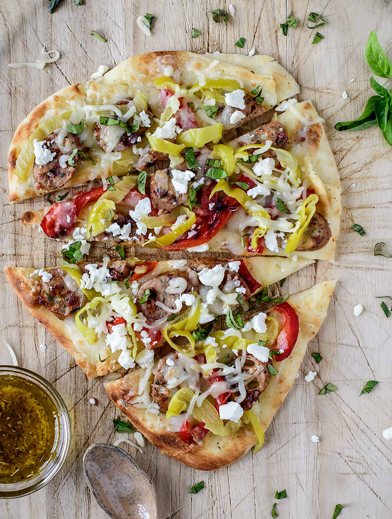 Mediterranean Flatbread Pizza - Mediterranean diet recipes