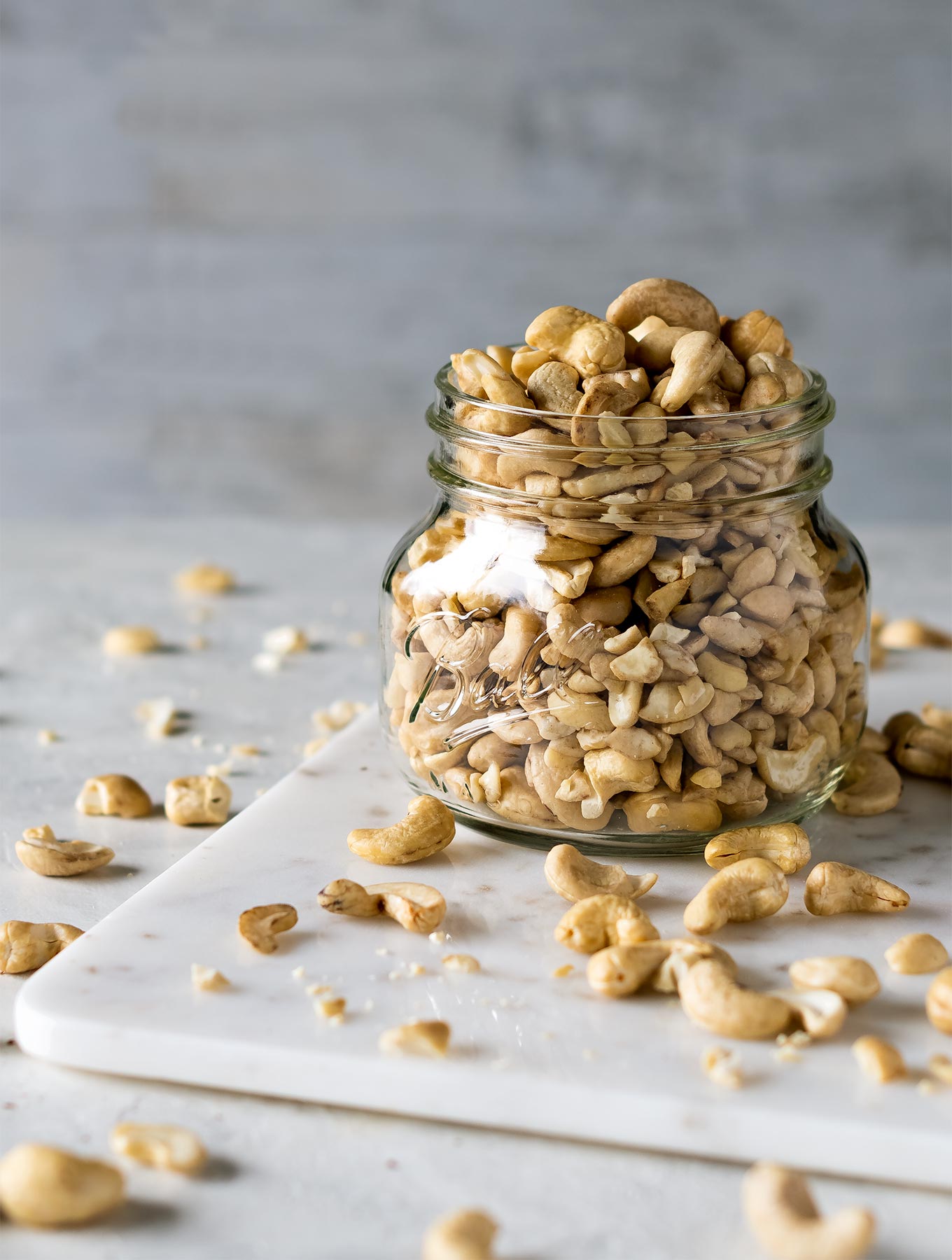 jar full of raw cashews